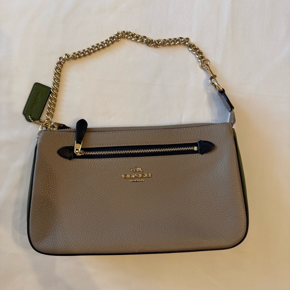 Coach Tan & Green Leather Shoulder Bag